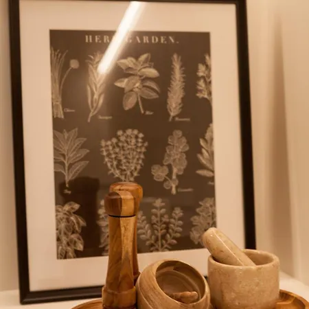 Апартаменти Flh Cais Sodre Artsy Flat