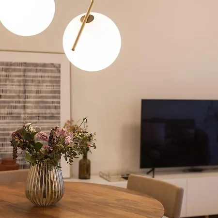 Flh Cais Sodre Artsy Flat Апартаменти *