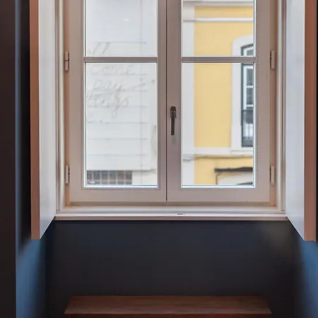 Flh Cais Sodré Artsy Flat Lisbona